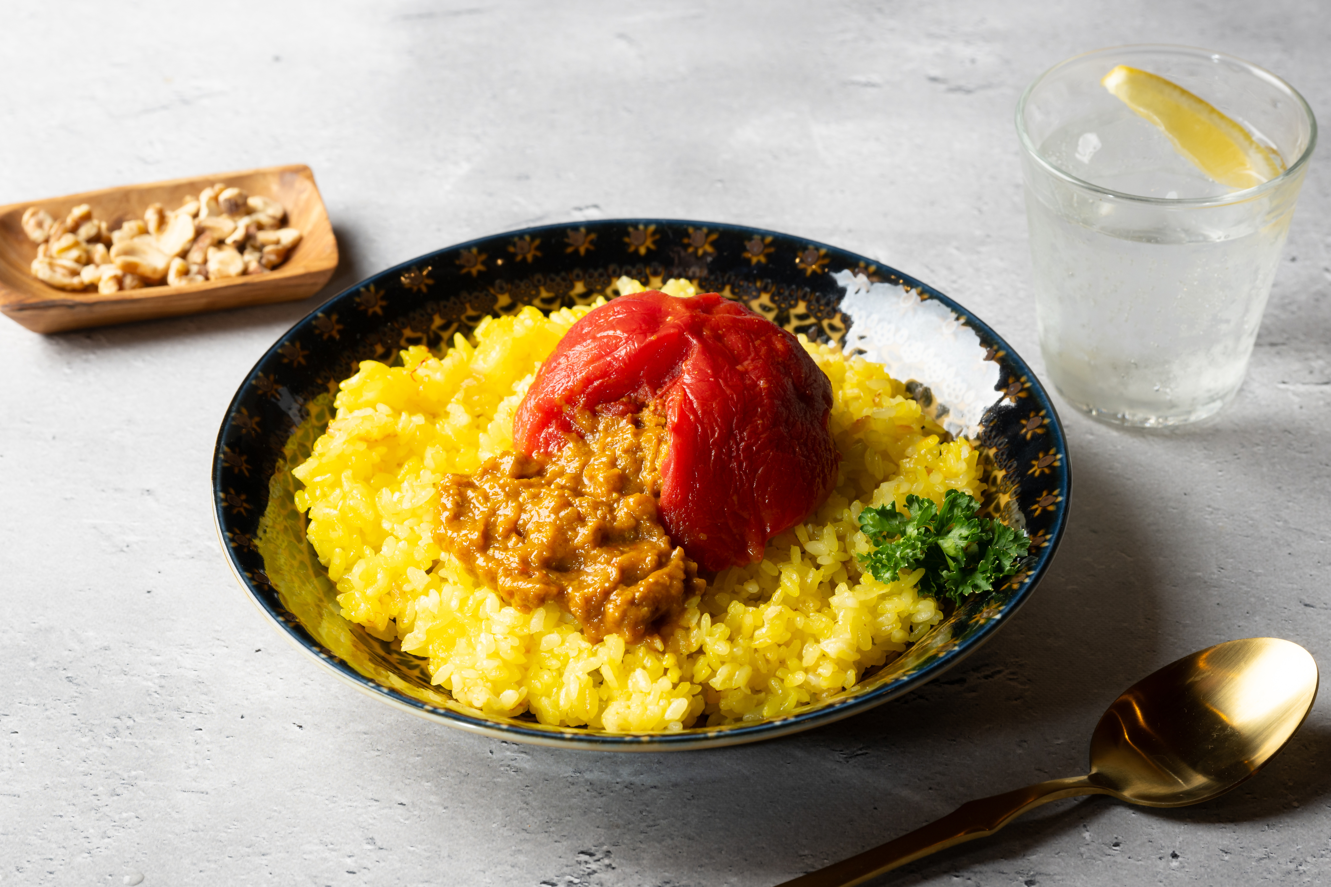 一力屋　赤いとまて箱　丸ごとトマトのキーマカレー（2個）(10名様)